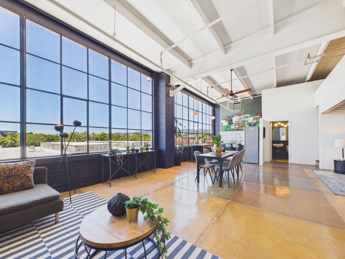 4053 Harlan St, Emeryville, CA 94608 - Lot 303 - - Photo intérieure - Image 2 of 29