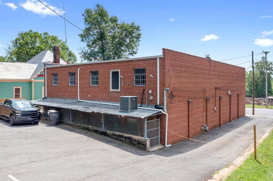 426-430 Western Ave, Statesville, NC à vendre - Photo de l’immeuble – Image 3 sur 30