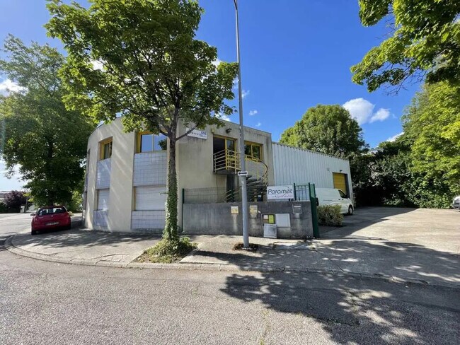 Plus de détails pour Bureau, Local d'activités à louer