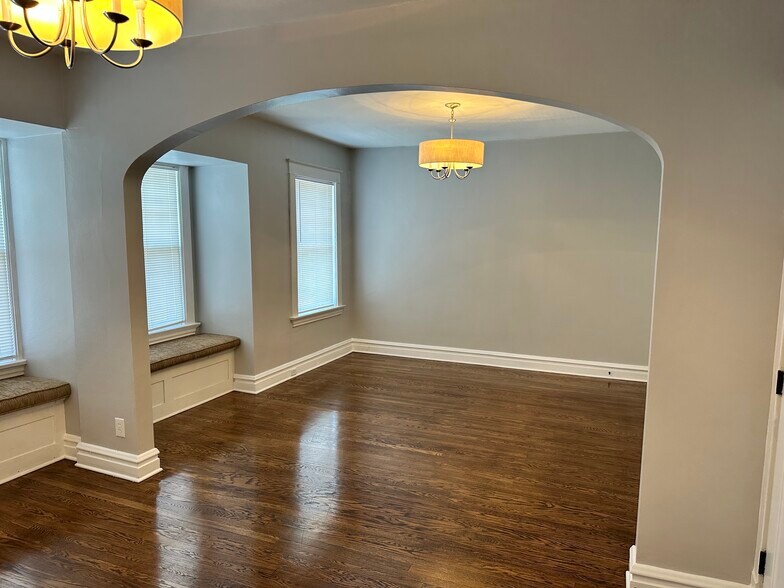 4732-4734 McPherson Ave, Saint Louis, MO à louer - Photo de l’immeuble – Image 3 sur 10