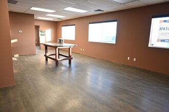 42 Burnt Lake Cres, Red Deer County, AB à louer Photo de l’immeuble– Image 1 sur 10