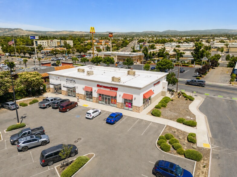 375 Oro Dam Blvd E, Oroville, CA à vendre - Photo de l’immeuble – Image 2 sur 16