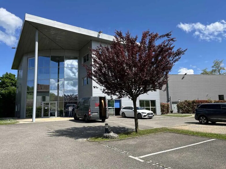 12 Avenue De Savoie, Saint-Clair-de-la-Tour à vendre - Photo de l’immeuble – Image 2 sur 20