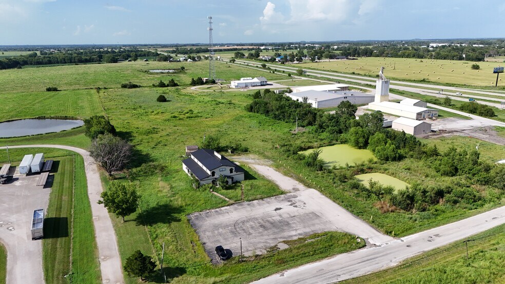 2536 NW County Road 591, Butler, MO à vendre - Photo principale – Image 1 sur 7
