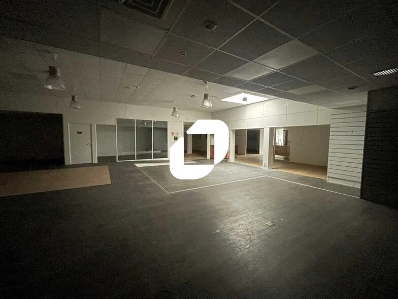 Bureau dans La Teste-de-Buch à louer - Photo de l’immeuble – Image 1 sur 6