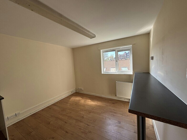 20 Carlisle Ln, Londres à louer - Photo de l’immeuble – Image 3 sur 8