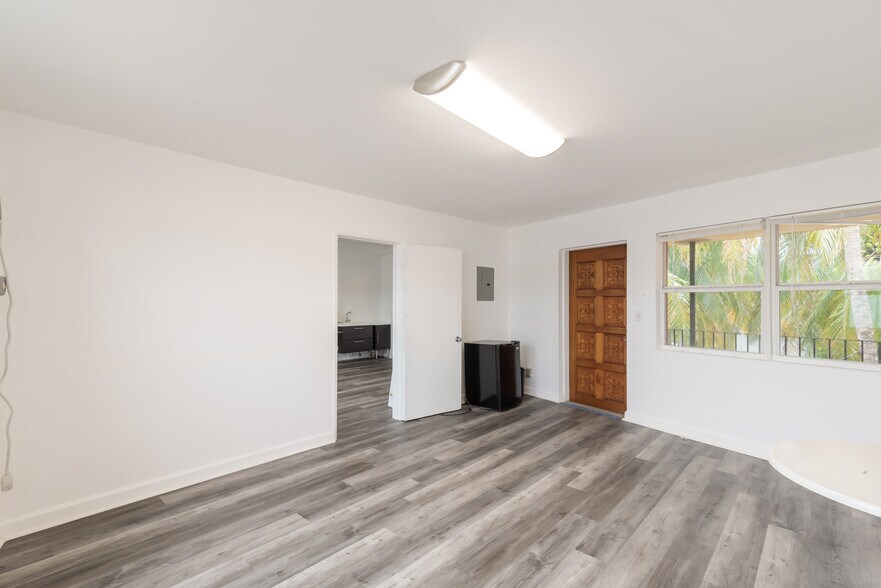 1948 E Sunrise Blvd, Fort Lauderdale, FL à vendre - Photo principale – Image 1 sur 12