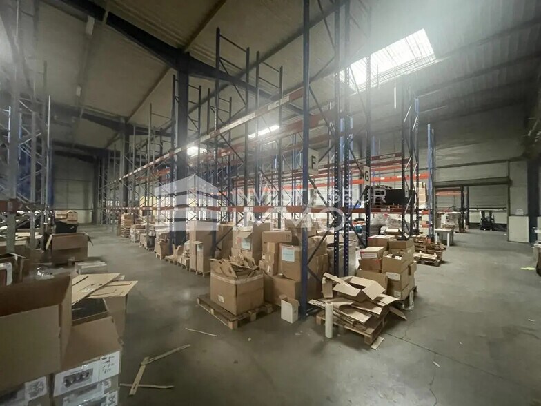 Bureau dans Torcy à louer - Photo de l’immeuble – Image 2 sur 8