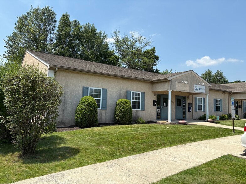 134-136 Mill Rd, Quakertown, PA à louer - Photo de l’immeuble – Image 3 sur 4