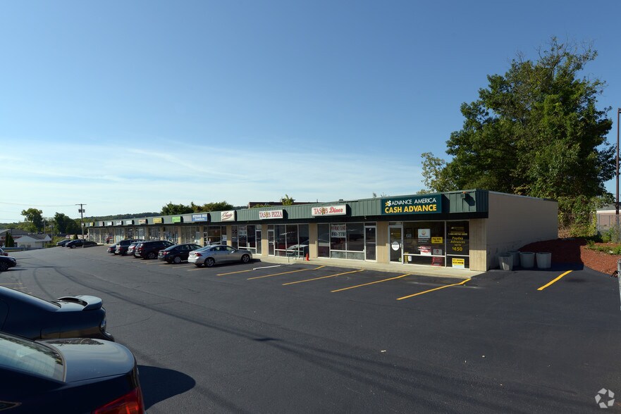1500 Atwood Ave, Johnston, RI à louer - Photo de l’immeuble – Image 3 sur 15
