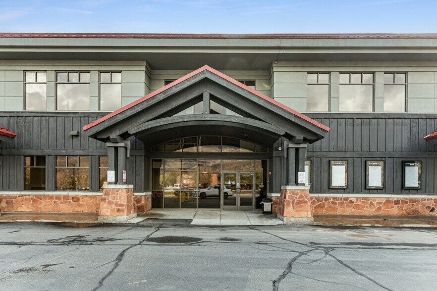 1776-1780 Park Ave, Park City, UT à louer - Photo de l’immeuble – Image 1 sur 5