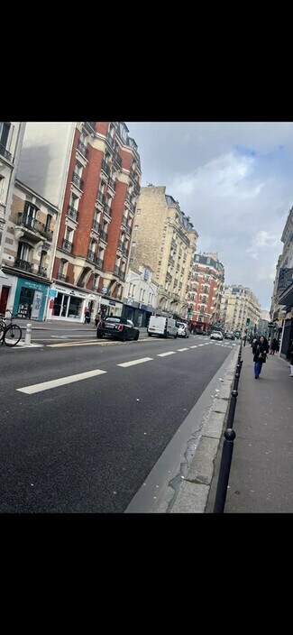 Plus de détails pour Local commercial à louer