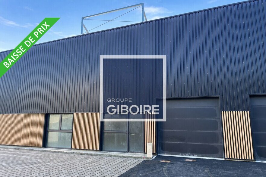 Industriel/Logistique dans Goven à louer - Photo de l’immeuble – Image 2 sur 8