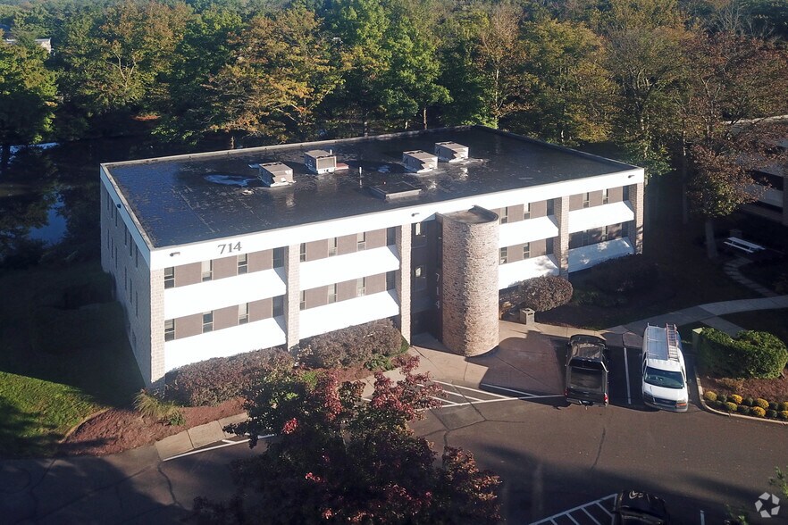 714 N Bethlehem Pike, Lower Gwynedd, PA à vendre - Aérien – Image 2 sur 3