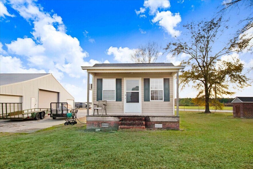 615 Dixon Dead End Rd, Snow Hill, NC à vendre - Photo de l’immeuble – Image 3 sur 19