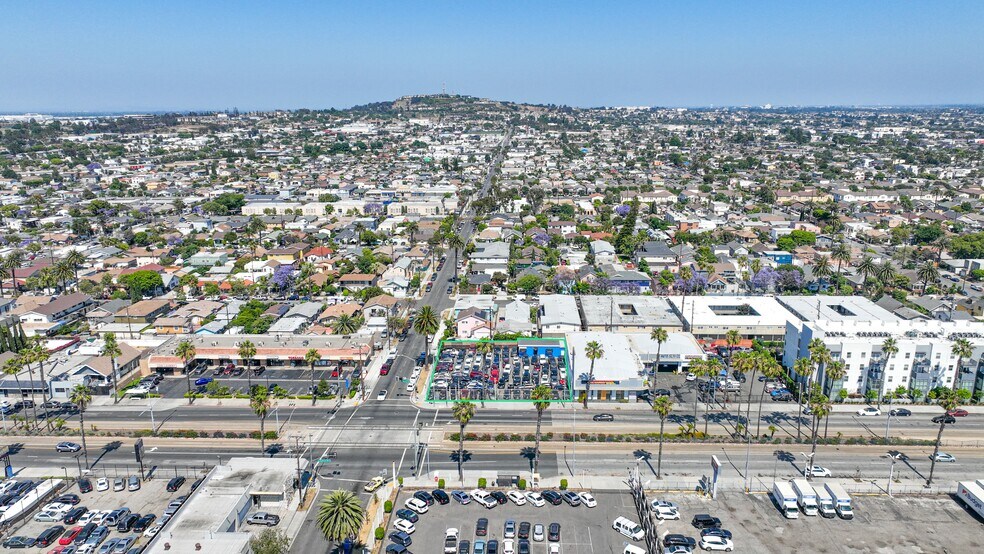 2180-2196 Long Beach Blvd, Long Beach, CA à vendre - Aérien – Image 3 sur 3