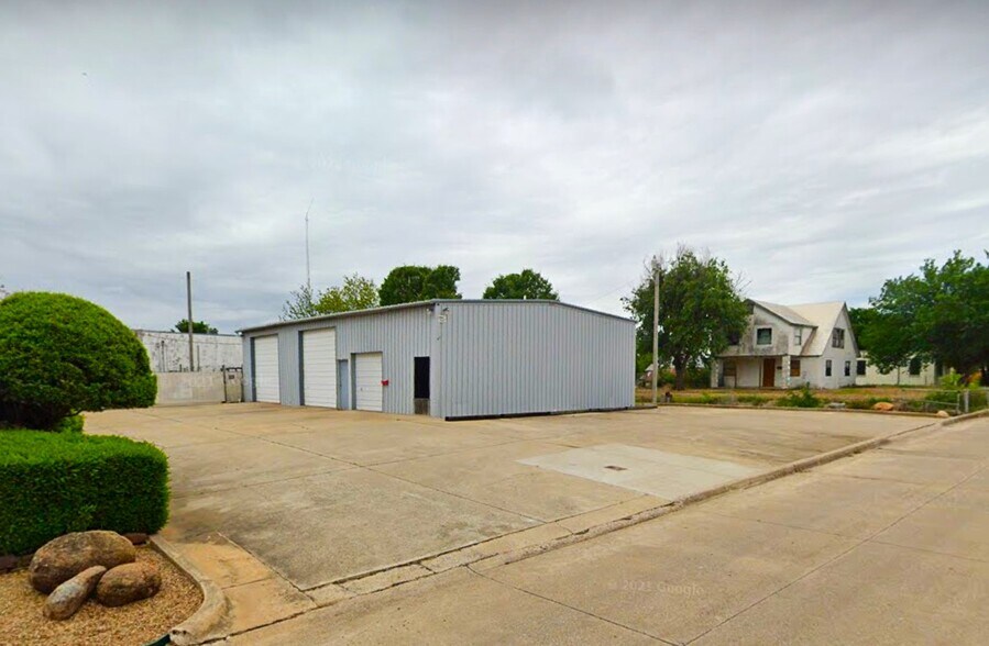 1106 SW I Ave, Lawton, OK à vendre - Photo principale – Image 1 sur 3