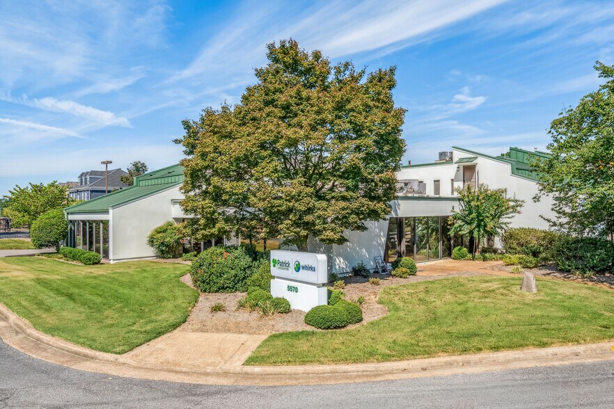 5570 Murray Ave, Memphis, TN à vendre - Photo de l’immeuble – Image 3 sur 23