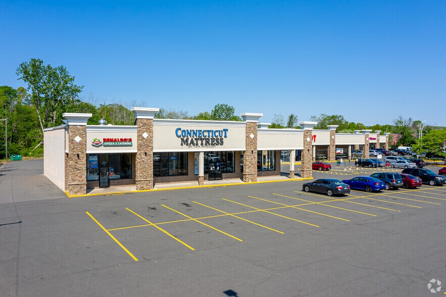 320-342 Queen St, Southington, CT à louer - Photo principale – Image 1 sur 11