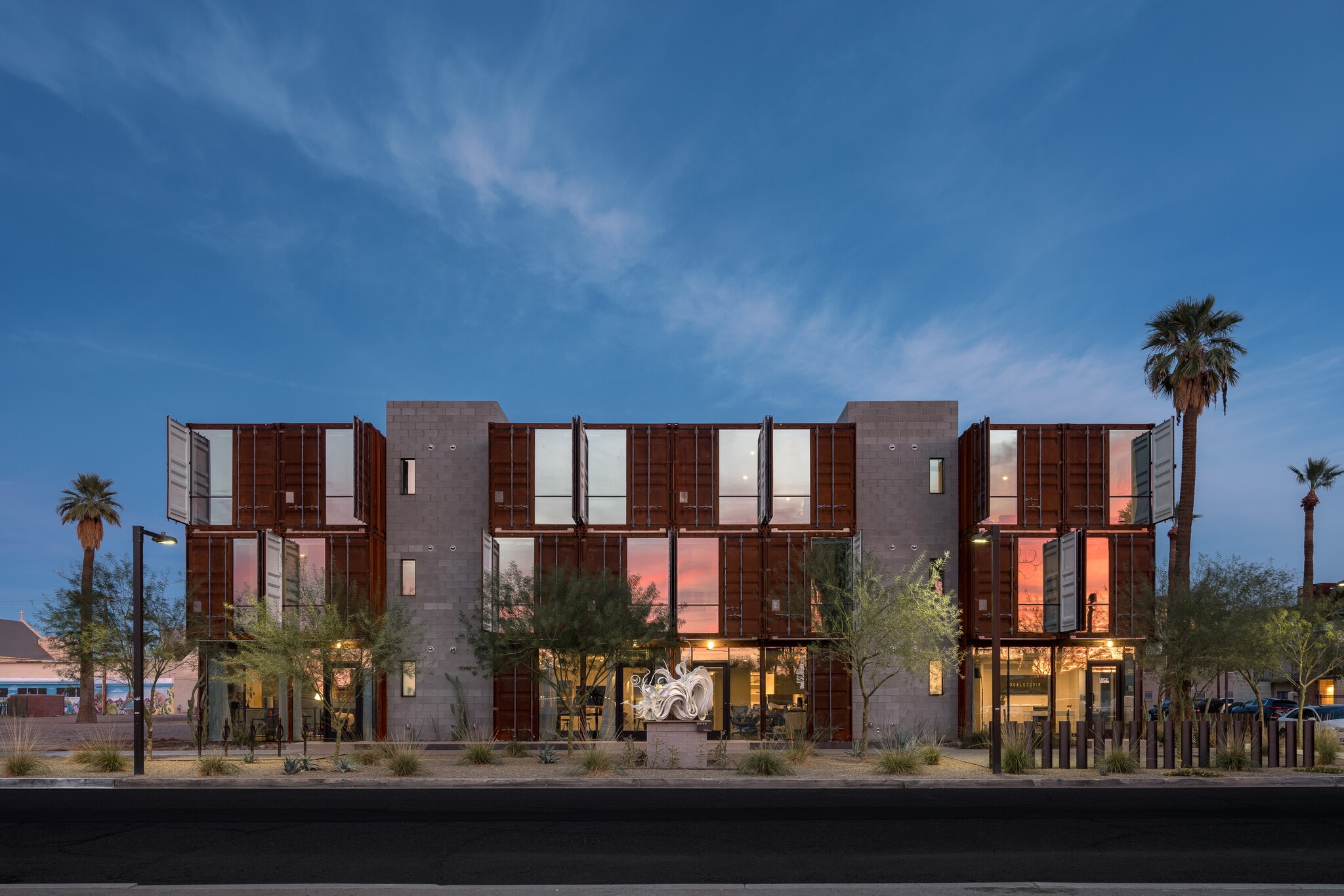 206 E Portland St, Phoenix, AZ à louer Photo de l’immeuble– Image 1 sur 5