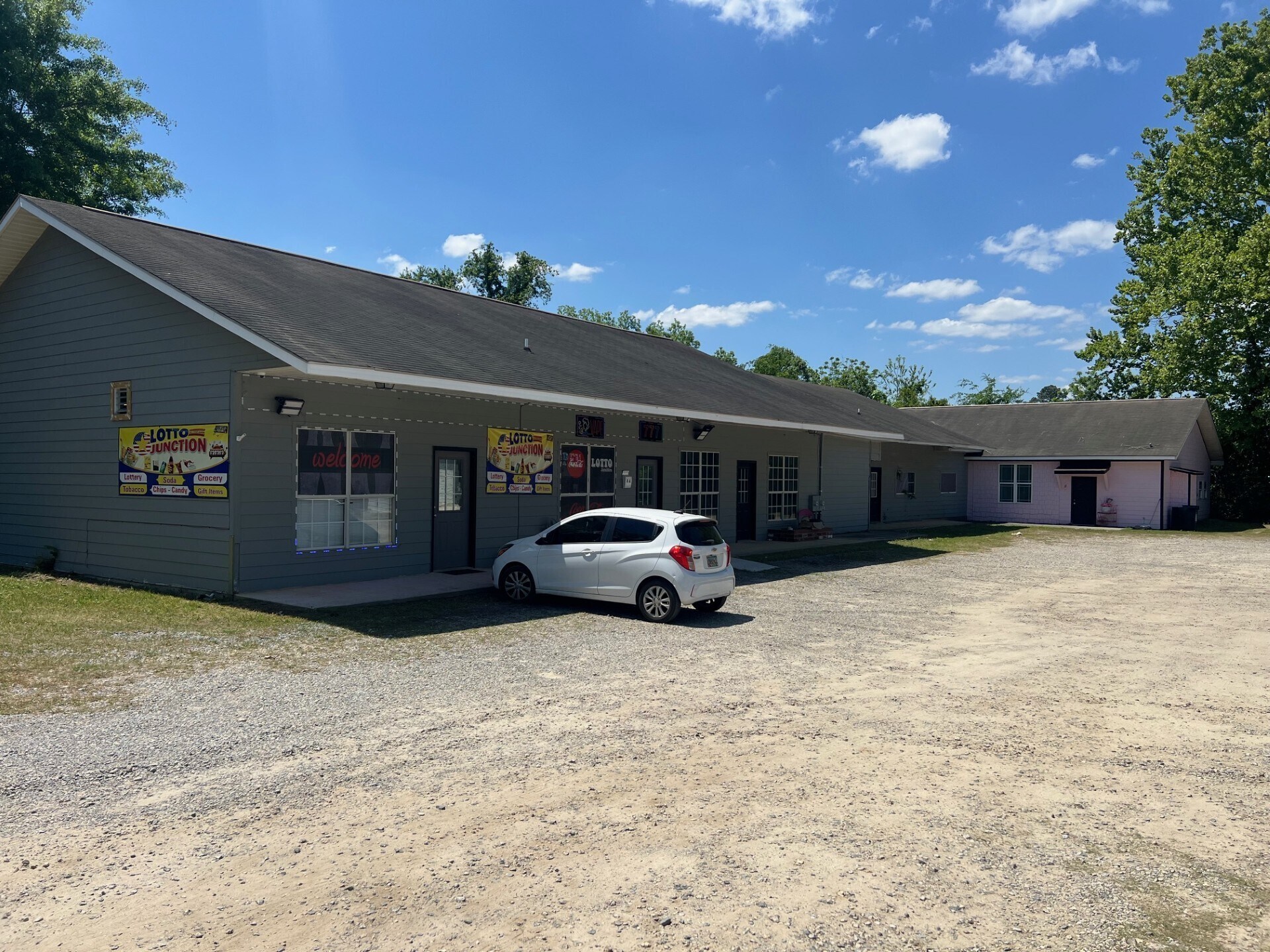 8 Mashburn St, Hawkinsville, GA à vendre Photo principale– Image 1 sur 8
