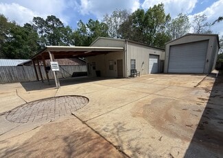 Plus de détails pour 1115 Chateau Woods Parkway Dr, Conroe, TX - Local d'activités à louer