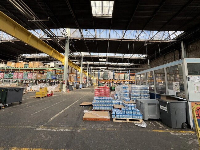 Plus de détails pour Industriel/Logistique à louer