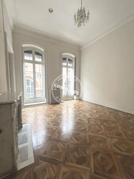 Bureau dans Toulouse à louer - Photo de l’immeuble – Image 3 sur 5