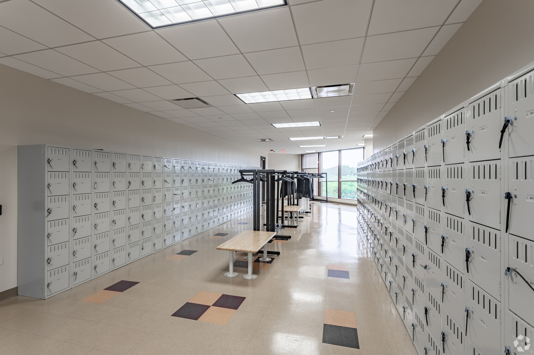 1100 W Lake Cook Rd, Buffalo Grove, IL à louer Photo intérieure– Image 1 sur 8