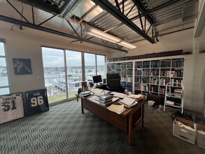 2284-2360 W Commodore Way, Seattle, WA à louer Photo intérieure– Image 1 sur 7