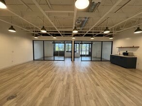 2110 S Coast Hwy 101, Oceanside, CA à louer Photo intérieure– Image 2 sur 7