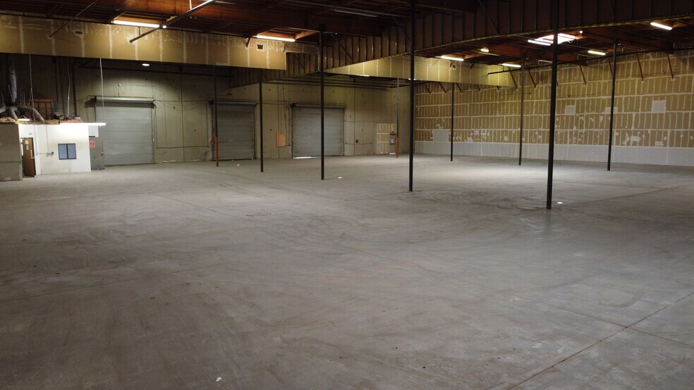8470 Belvedere Ave, Sacramento, CA à louer - Photo de l’immeuble – Image 2 sur 6