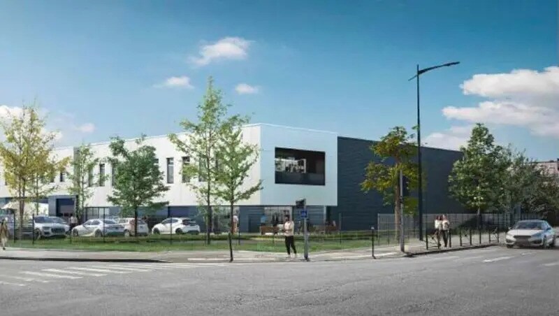 Local d’activités dans Ozoir-la-Ferrière à louer - Photo de l’immeuble – Image 2 sur 7