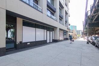 3811 31st St, Long Island City, NY à louer Photo intérieure– Image 2 sur 8