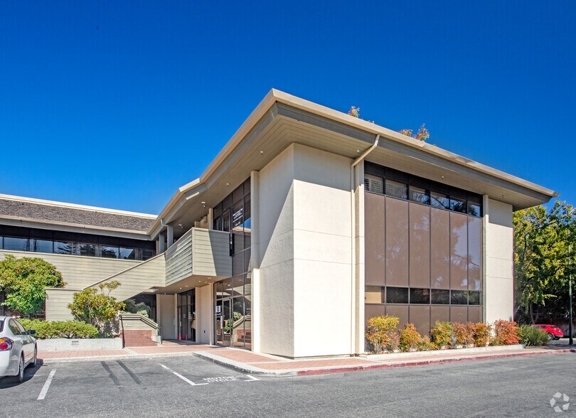 15251 National Ave, Los Gatos, CA à vendre - Photo de l’immeuble – Image 3 sur 5