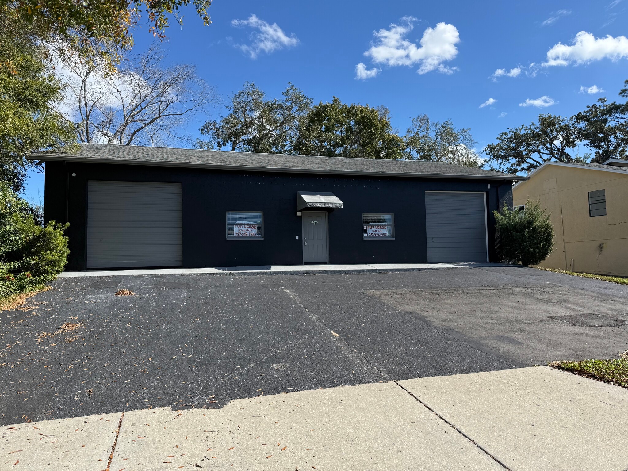 8132 Cormel St, Port Richey, FL à louer Photo principale– Image 1 sur 27