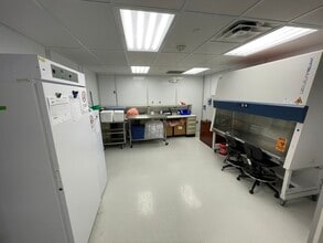 3510 Hopkins Pl N, Oakdale, MN à louer Photo intérieure– Image 2 sur 15