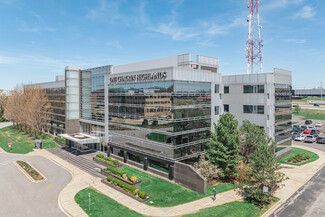 Plus de détails pour 2000 Auburn Dr, Beachwood, OH - Coworking à louer
