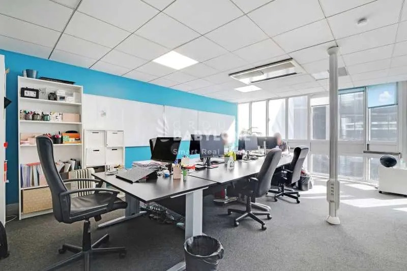 45 Rue Anatole France, Levallois-Perret à louer - Photo de l’immeuble – Image 1 sur 8