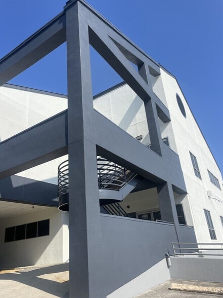 12501 Judson Rd, San Antonio, TX à louer - Photo de l’immeuble – Image 1 sur 20