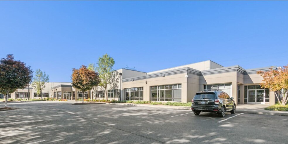 3295 NE 83rd Ave, Hillsboro, OR à louer - Photo de l’immeuble – Image 2 sur 11