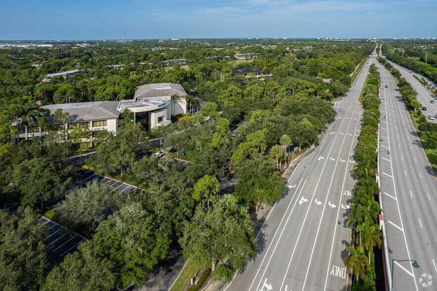 2640 Golden Gate Pky, Naples, FL à louer - Aérien – Image 3 sur 5