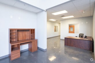 1307 N Loop 250 W, Midland, TX à louer Photo intérieure– Image 2 sur 10