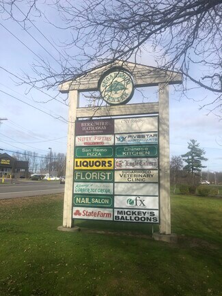 Plus de détails pour 7575 Buckley Rd, North Syracuse, NY - Bureau/Local commercial à louer