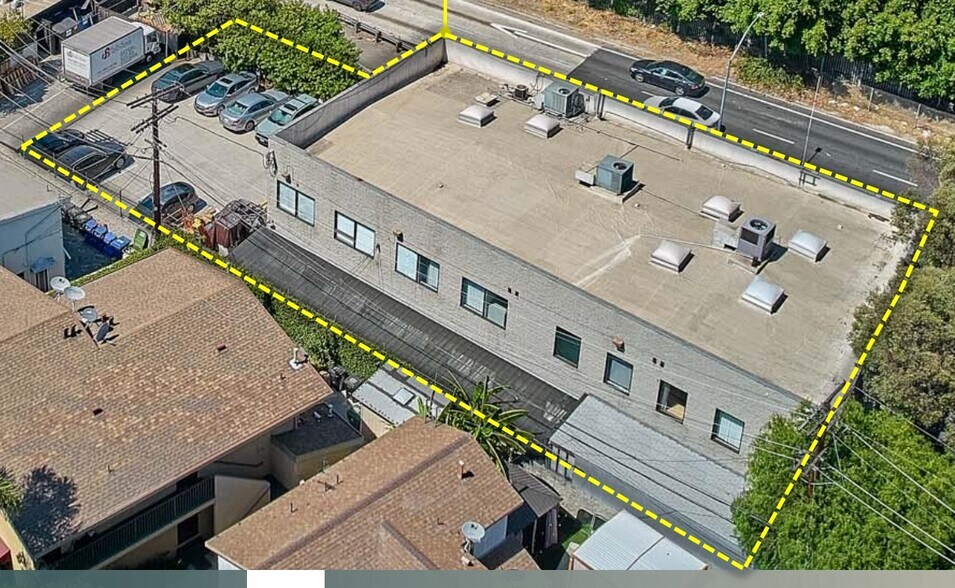 5947 Burchard Ave, Los Angeles, CA à vendre - Photo de l’immeuble – Image 3 sur 7