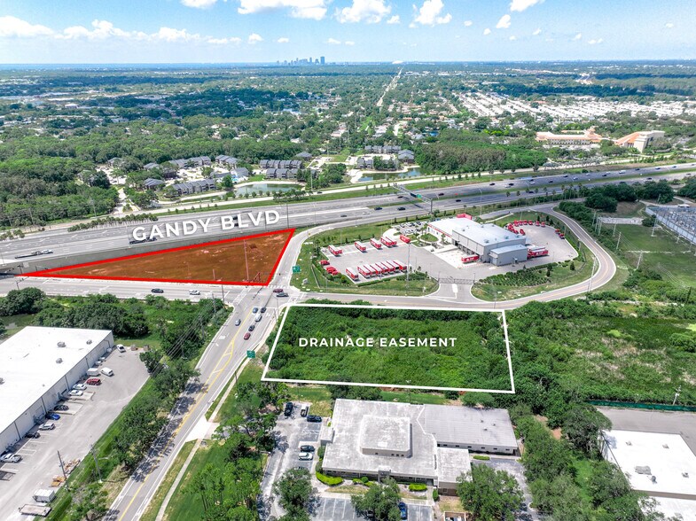 5907 16th St N, Saint Petersburg, FL à vendre - Photo de l’immeuble – Image 3 sur 22