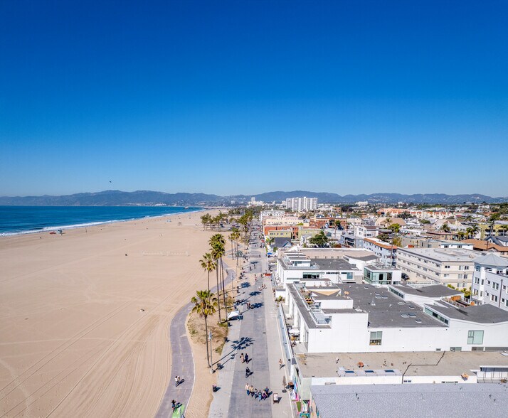 701 Ocean Front Walk, Venice, CA à louer - Aérien – Image 2 sur 11
