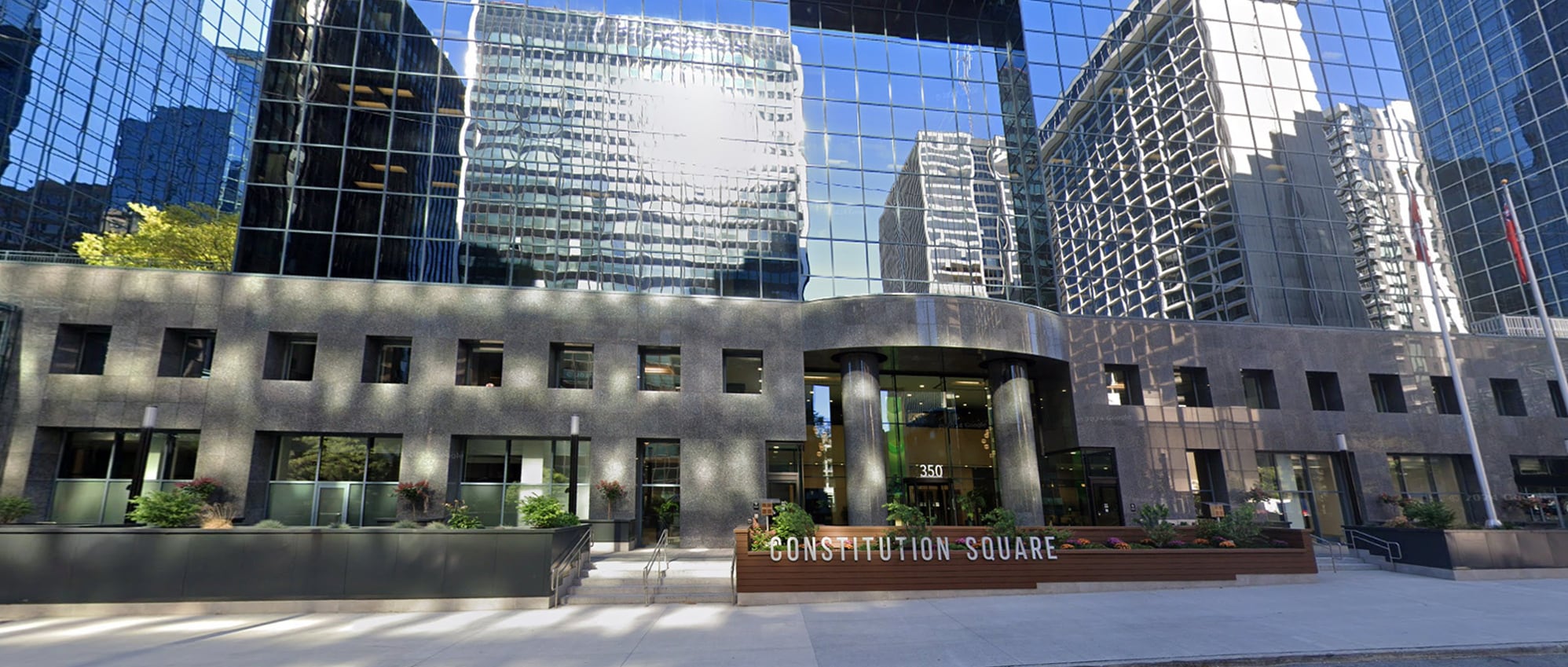 350 Albert St, Ottawa, ON à louer Photo de l’immeuble– Image 1 sur 4