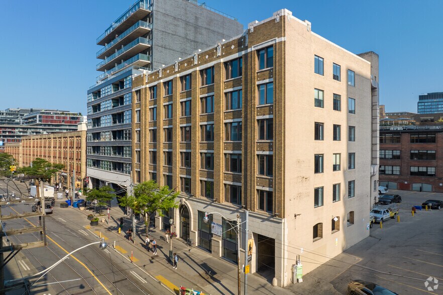 468 King St W, Toronto, ON à louer - Photo principale – Image 1 sur 10
