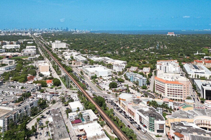 6705 SW 57th Ave, Coral Gables, FL à vendre - Aérien – Image 3 sur 10